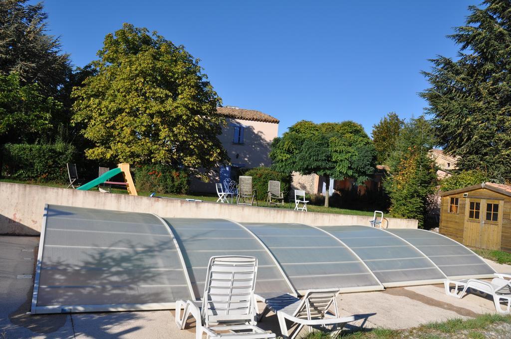 Hotel Le Petit Labouret Revest-du-Bion Exterior foto