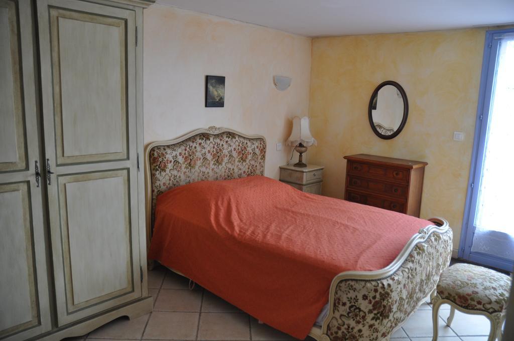 Hotel Le Petit Labouret Revest-du-Bion Exterior foto